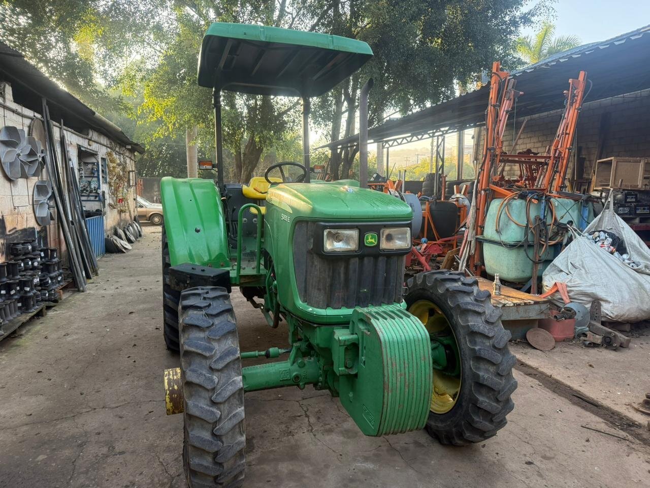 TRATOR